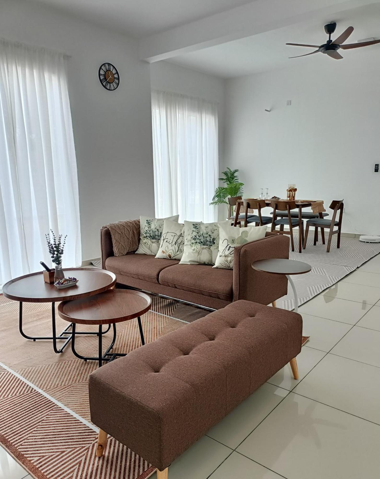 Bungavilla Resthouse Sendayan Port Dickson Luaran gambar